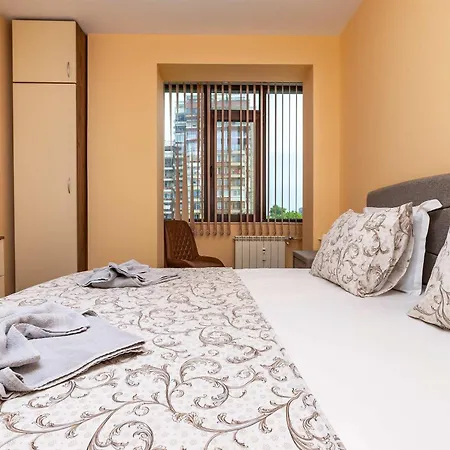 Apartment Comfortable Family-friendly 2bd With Terrace By Flat Manаger Plovdiv