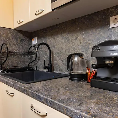 Comfortable Family-friendly 2bd With Terrace By Flat Manаger Apartment *